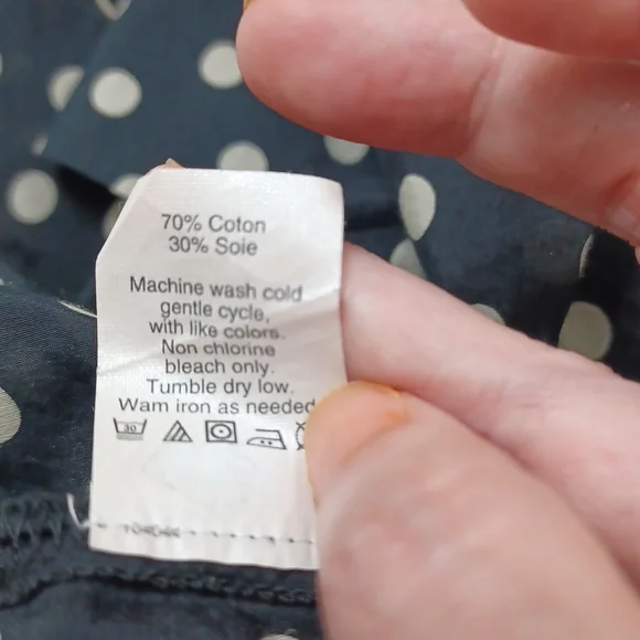 J Crew black blouse with poka dot print, cotton blend/ size Small - Picture 5 of 5